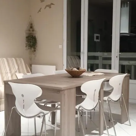 Apartment Vu T2 6 Personnes
